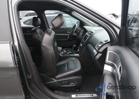 2017 Ford Explorer Sport из США, поврежденный, VIN 1FM5K8GTXHGC77199